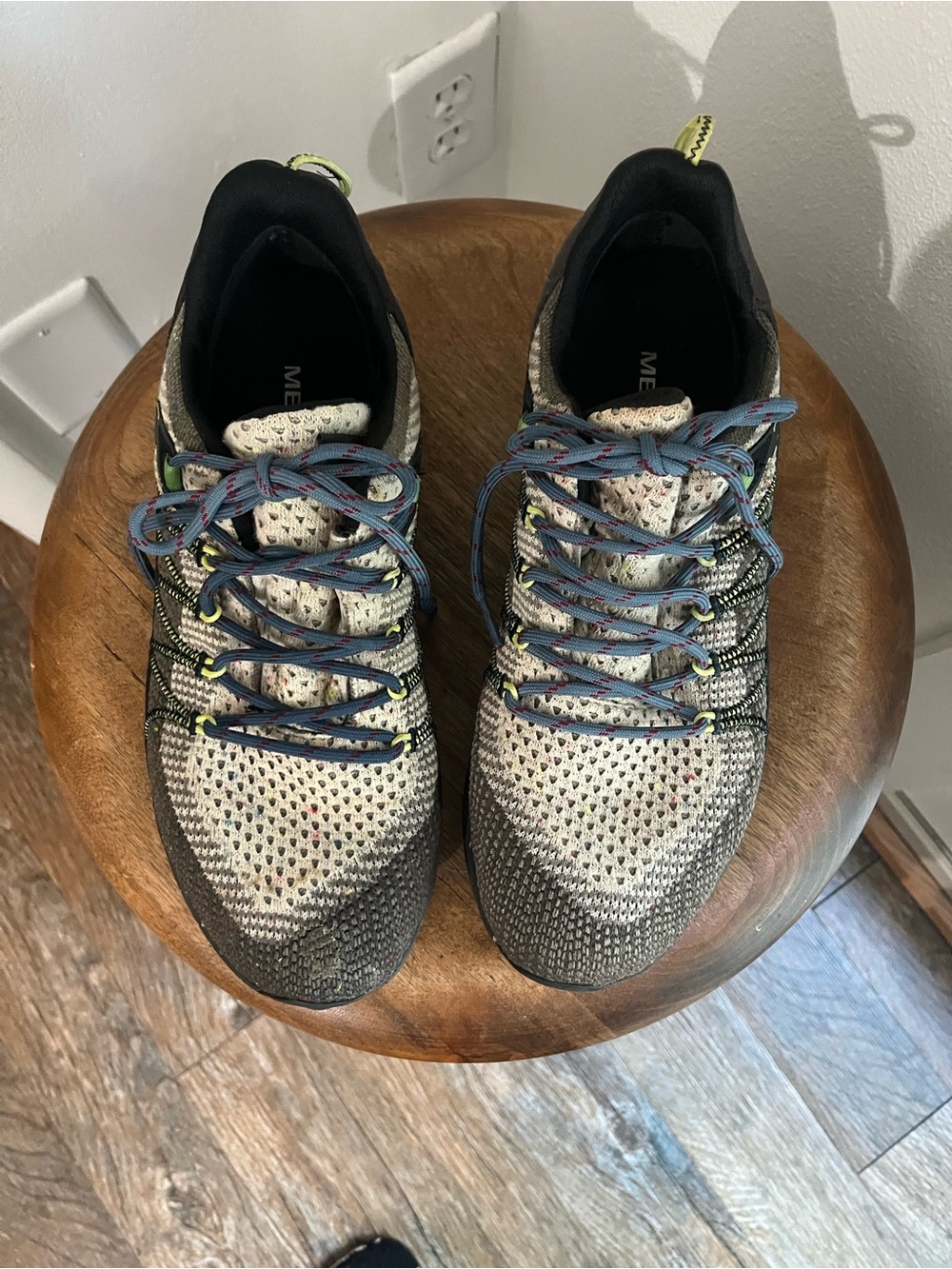 Womens Merrell Knit Athletic Sneakers in Grey and Cream-size 9 1/2